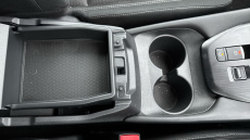 Nissan Qashqai 1.3 DiG-T MH N-Connecta 5dr Petrol Hatchback